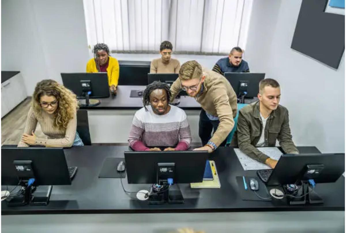 Hustle Academy Gets AI-Focused Overhaul by Google and UpSkill Universe